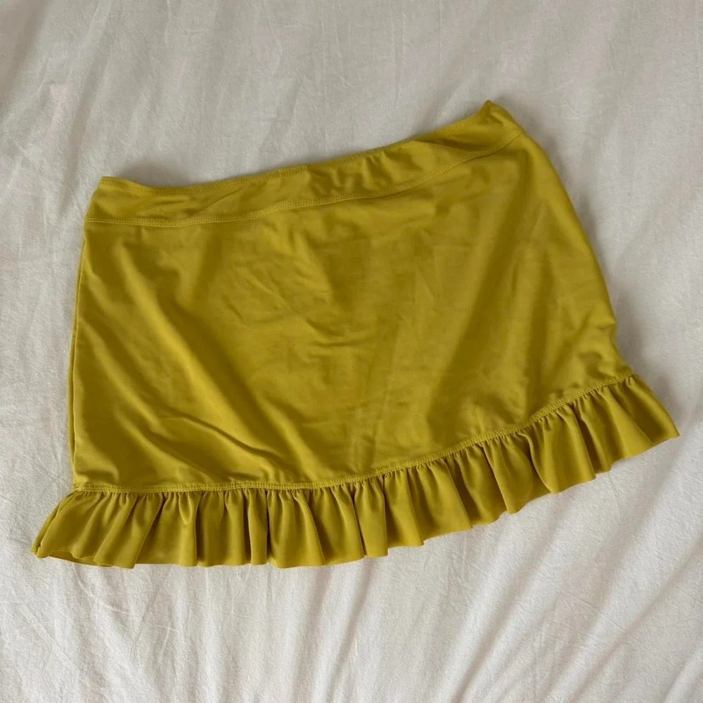 2000s yellow mini swim skirt